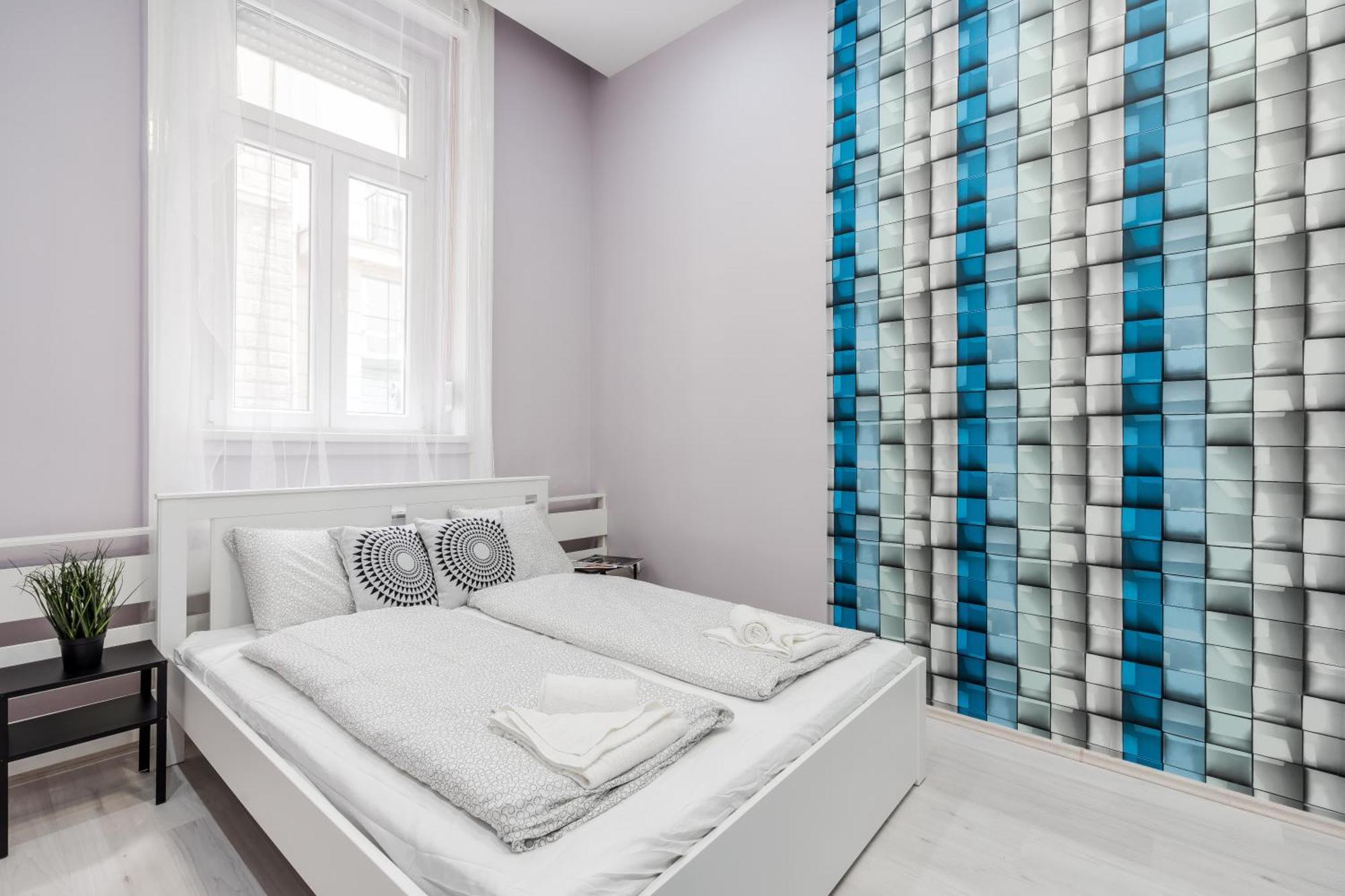 Cozy 2 Bedroom 2 Bathroom Apartment In The City Centre Budapeste Exterior foto